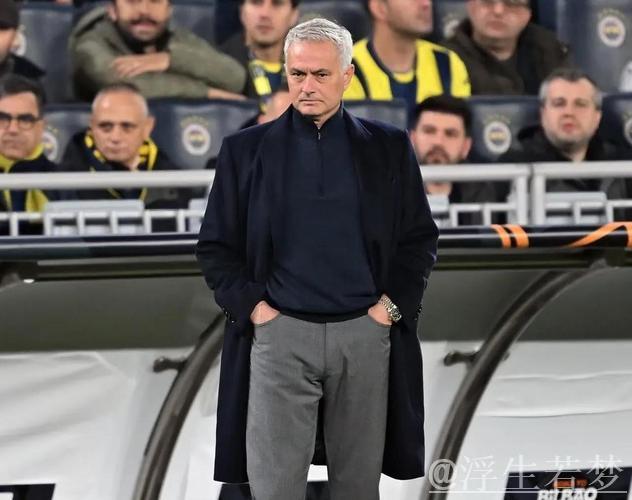 3-0！62岁穆帅豪取4连胜，13场不败：两个月未尝败绩 霸气回击质疑